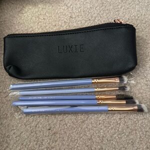 LUXIE EYESHADOW BRUSHES